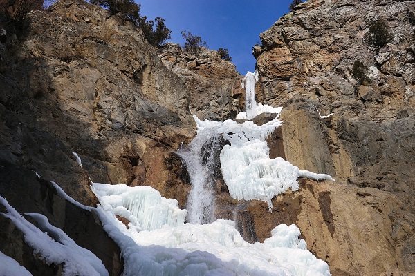 Foto - Şelale buz tuttu ortaya bu manzara çıktı