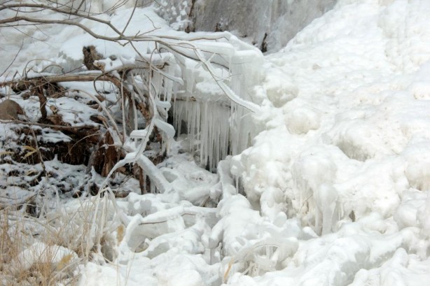 Foto - Şelale ve dereler buz tuttu... Harika görüntüler