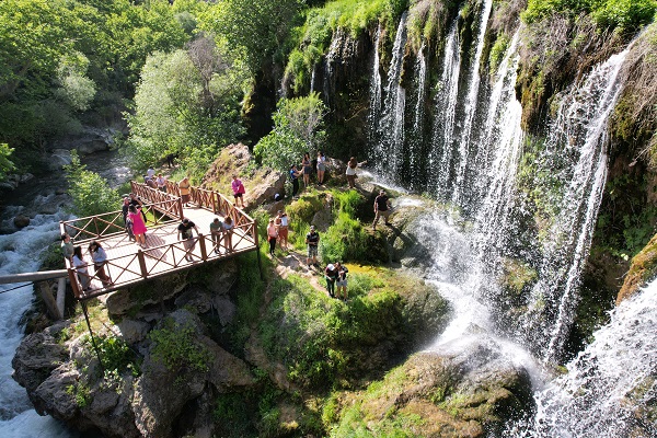 Foto - Şelaleleriyle meşhur o ilçe hedef büyüttü