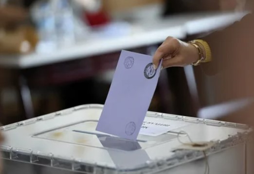 "Selamun aleyküm derim Anadolu ayağa kalkar" demişti… 130 aday çıkaran Davutoğlu’nun ağzı bir karış açık kaldı