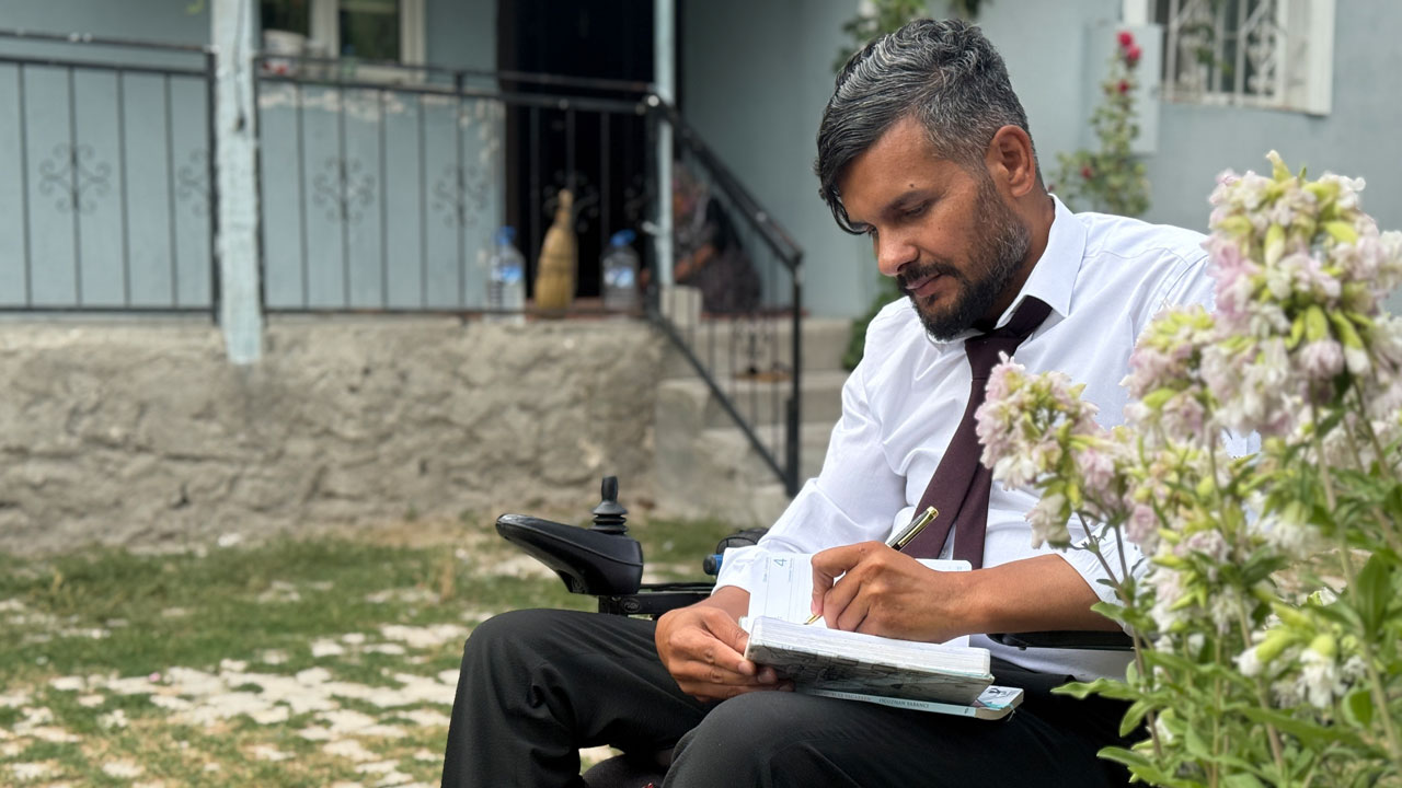 Foto - Selasını bile okumuşlar! Böyle hayat hikayesine az rastlanır