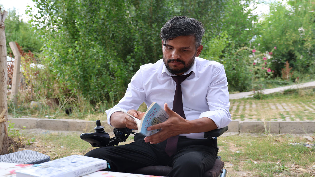 Foto - Selasını bile okumuşlar! Böyle hayat hikayesine az rastlanır