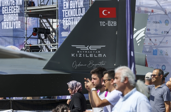 Foto - Selçuk Bayraktar: Ambargo sopası sallayanlar asla kazanamayacak!