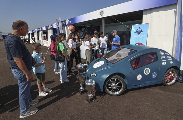 Foto - Selçuk Bayraktar: Ambargo sopası sallayanlar asla kazanamayacak!