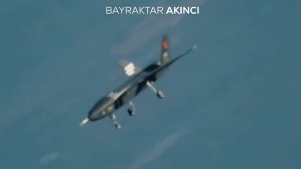 Foto - Selçuk Bayraktar gece yarısı Kızılelma bombasını resmen patlattı