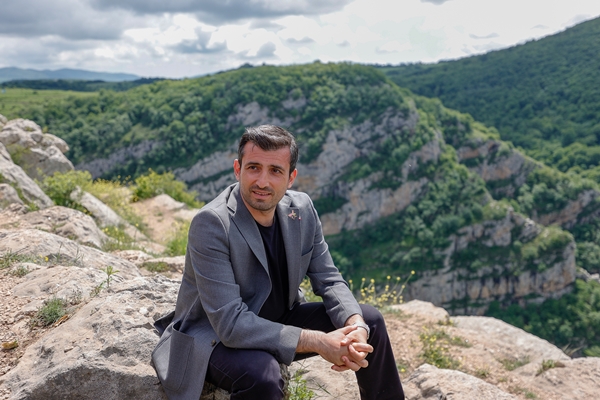 Foto - Selçuk Bayraktar gençlere böyle seslendi