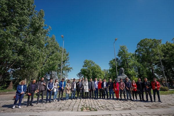 Foto - Selçuk Bayraktar gençlere böyle seslendi
