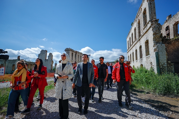 Foto - Selçuk Bayraktar gençlere böyle seslendi