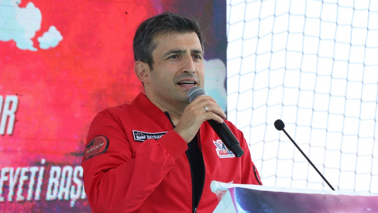 Foto - Selçuk Bayraktar o tarihi işaret etti! ‘Büyük sürprizimiz olacak’