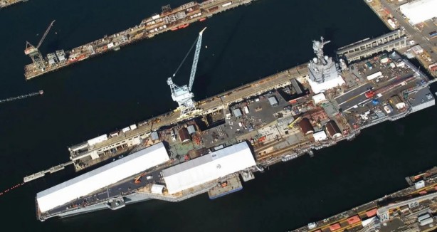 Foto - Selçuk Bayraktar ziyaret etmişti! Uçak gemisi hatalı çıktı, herkes şokta