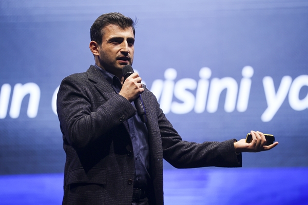 Selçuk Bayraktar'dan "AKINCI TİHA" açıklaması: İhracat sözleşmeleri imzalandı