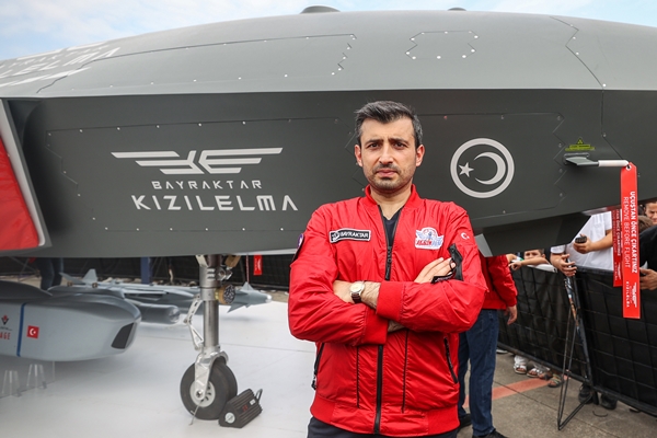 Selçuk Bayraktar'dan gençlere önemli tavsiyeler