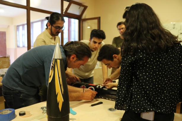 Foto - Türk öğenciler Selçuk Bayraktar'ı örnek alıp Gökdoğan'ı tasarladı! Elon Musk müjdesini de Edirne'den verdiler