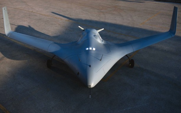 "Selçuk Bayraktar'ın hocaları ülkemizde" deyip fena uçmuşlardı! Türkiye'ye karşı iki İHA üretip dünyaya tanıttılar