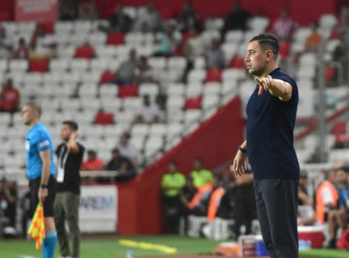 Foto - Selçuk İnan Süper Lig’e geri dönüyor! Sürpriz takıma imzayı atacak… Herkesi hayrete düşürdü