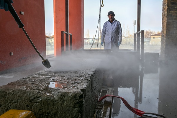 Foto - Selçuklu dönemine ait! Van Gölü'nden çıktı orijinal haline kavuşacak