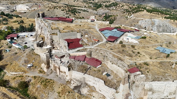 Foto - Selçuklu dönemine ışık tutuyor! Harput Kalesi'nde bulundu