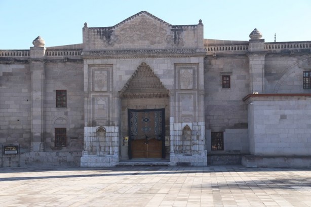 Foto - Selçuklu mimarisinin en güzel örneklerinden: Karamanoğlu Ulu Camii