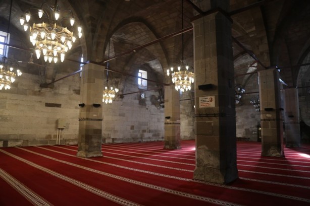 Foto - Selçuklu mimarisinin en güzel örneklerinden: Karamanoğlu Ulu Camii