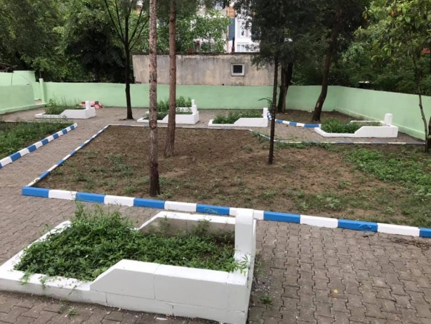 Selçuklular'dan kalma tarihi mezarlığı AK Partili Belediye gün yüzüne çıkardı