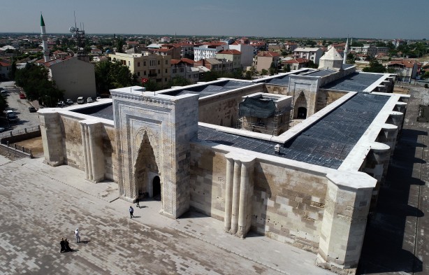 Foto - Selçuklu'nun eşsiz eserlerinden: Sultanhanı Kervansarayı