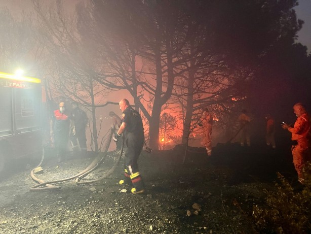 Foto - Selçuk'taki yangında felaket büyüyor