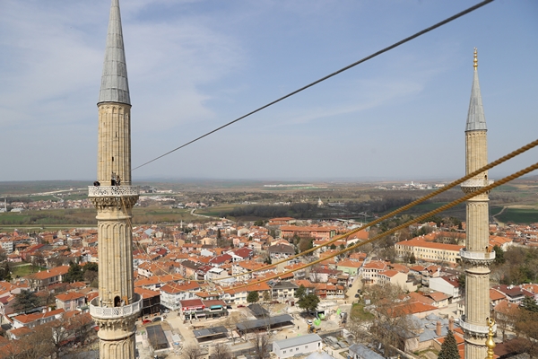 Foto - Selimiye Camisi mahyalarla donatıldı