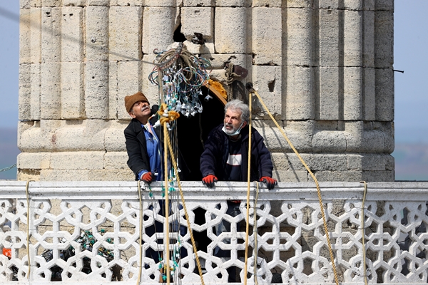 Foto - Selimiye Camisi mahyalarla donatıldı