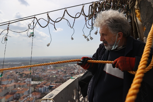 Foto - Selimiye Camisi mahyalarla donatıldı