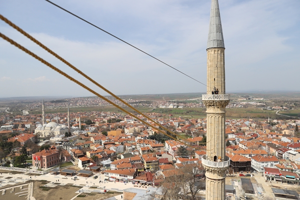 Foto - Selimiye Camisi mahyalarla donatıldı