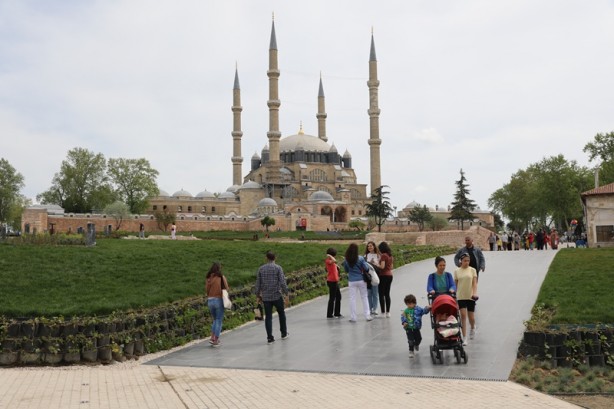 Foto - Selimiye Meydanı modern bir görünüme kavuştu