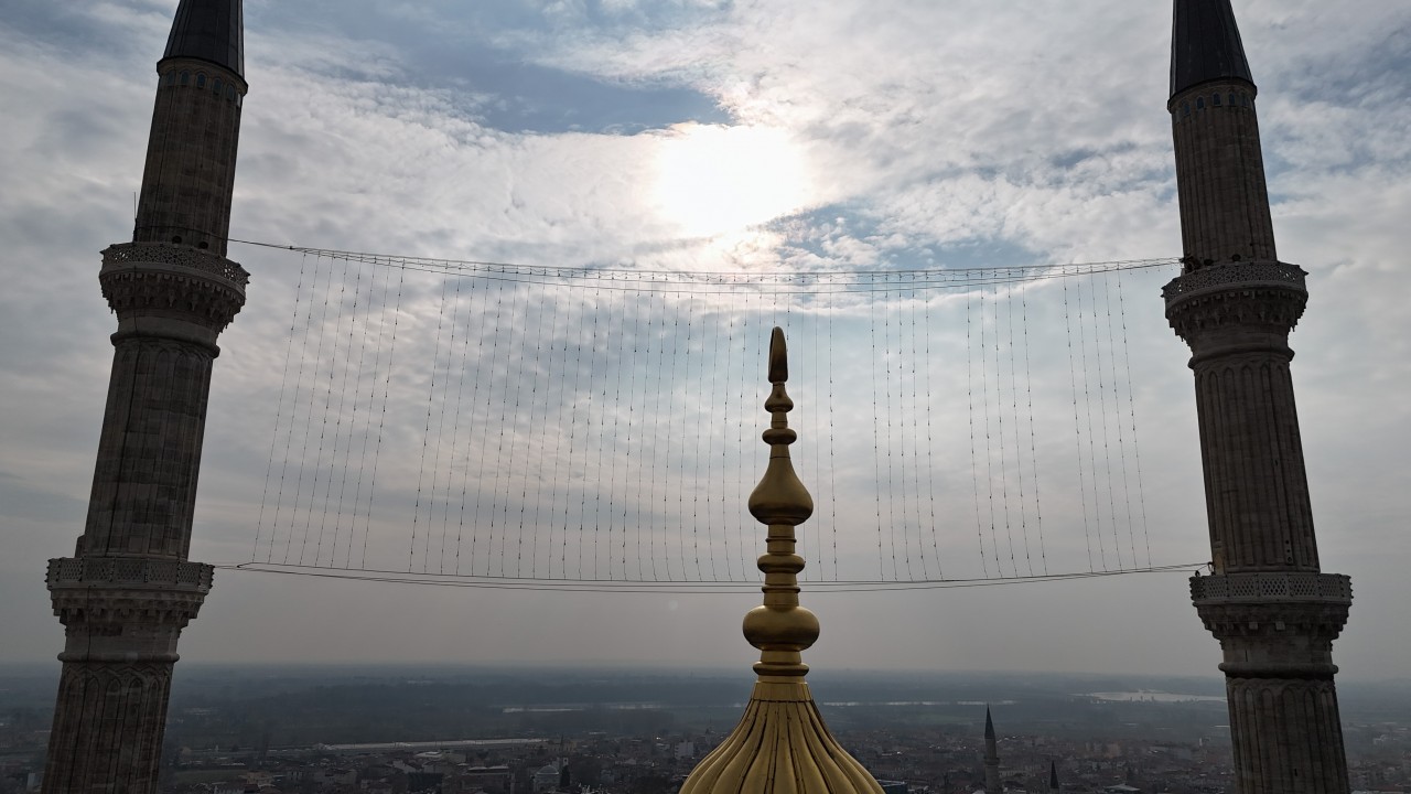 Foto - Selimiye'nin mahyası Yunanistan'dan da görünüyor