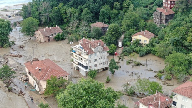 Foto - Selin yıktığı köy havadan görüntülendi!