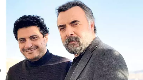 "Selpak alıp yarısını kesip, yarısını kullanacaksın'' diyen Mert Başaran'ın saatlik ücreti şok etti