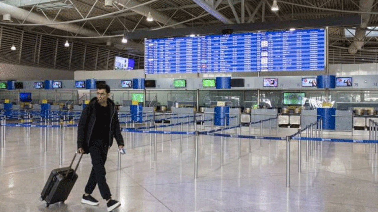 Foto - Semalardaki yabancı İHA’lar tüm ülkeyi alarma geçirdi! En büyük ikinci havalimanını kapattılar