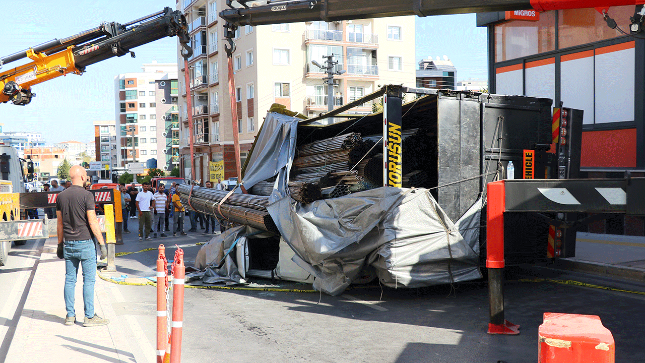Sen delirdin mi adam! İzmir savaş alanına döndü!