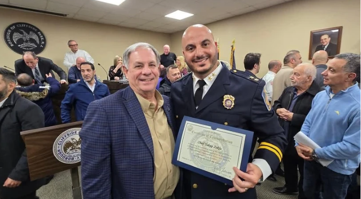 Foto - Sen Diyarbakır’dan kalk Amerika’ya git New Jersey de polis şefi ol. Koca eyalet bir Türk’e emanet 