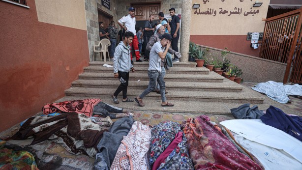 Foto - Sen herkesi kör, âlemi sersem mi sanırsın? Bunlarda hiç utanma da yok