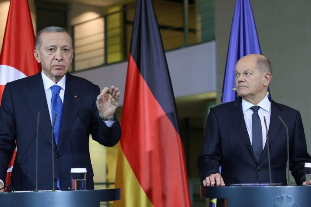 Foto - Sen kaşındın ulan dingil! Şimdiye kadar Erdoğan'ın eğilip büküldüğünü gördün mü hiç