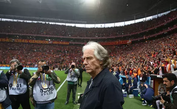 Foto - Sen kendini ne sanıyorsun be adam! İyice haddini aştı: Sen kim, Fenerbahçe kim!