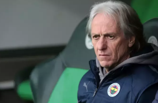 Foto - Sen kendini ne sanıyorsun be adam! İyice haddini aştı: Sen kim, Fenerbahçe kim!