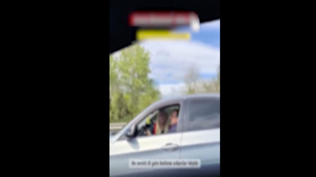 Foto - Sen misin trafikte artistlik yapan! "Bir gün kafana sıkarlar" diyen magandaya bakın ne oldu