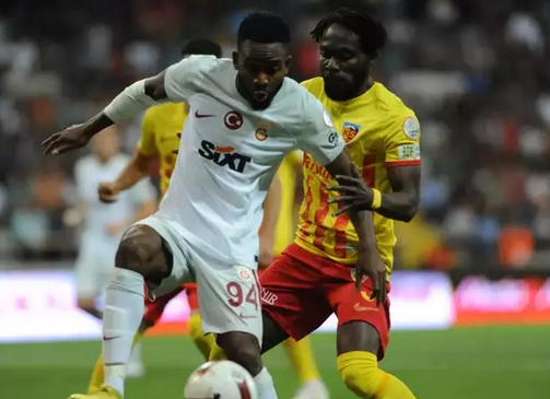 Foto - Sen ne yaptın böyle Galatasaray! Duyan, kulaklarına inanamıyor! Olacak şey değil...