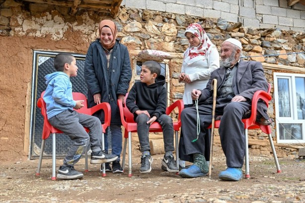 Foto - Sen ne yaptın böyle hacı dede! Herkes şaşkın! Bunu duyanın ağzı bir karış açık kalacak