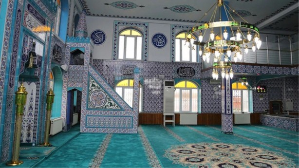 Foto - Sen ne yaptın böyle imam efendi! Camide bunu yaptı! Hiç olacak iş miydi bu 