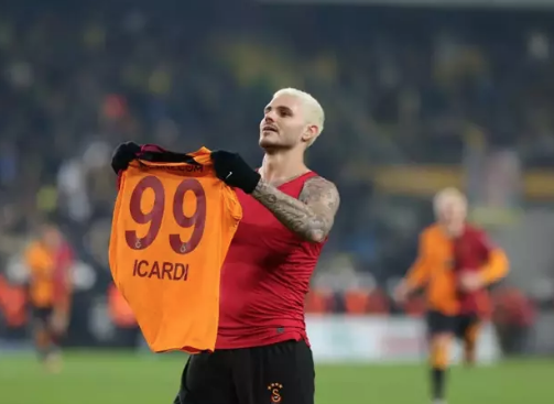 Foto - Sen ne yaptın böyle Mauro Icardi! Dünyada sadece 3 kişide var... Büyük şok yaşattı!