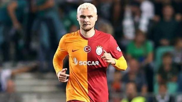 Foto - Sen ne yaptın böyle Okan Buruk! Kafaları duvarlara vurduracak gelişme! Eyvah ki ne eyvah