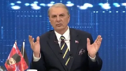 Foto - Sen ne yüzsüz bir herifsin be Can Ataklı! Bi sus artık yahu... Sen kim AK Parti seçmeni kim...