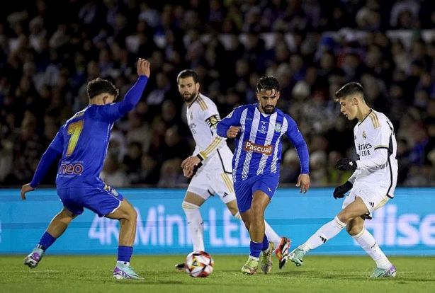 Foto - Sen neler yaptın Arda Güler! Arandina-Real Madrid maçında sahanın tek yıldızı oldu...