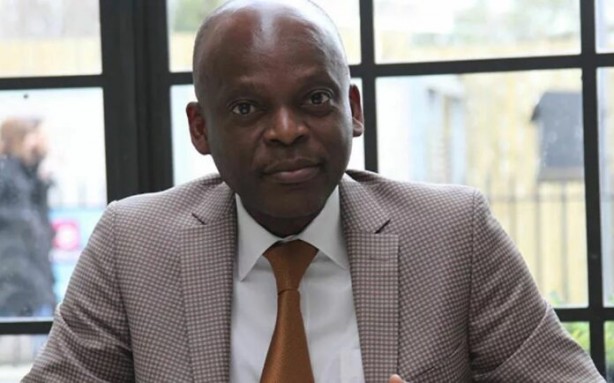 Sen var ya adamın dibisin! Bu adamı Türkiye’ye getirip alnından öpmek lazım